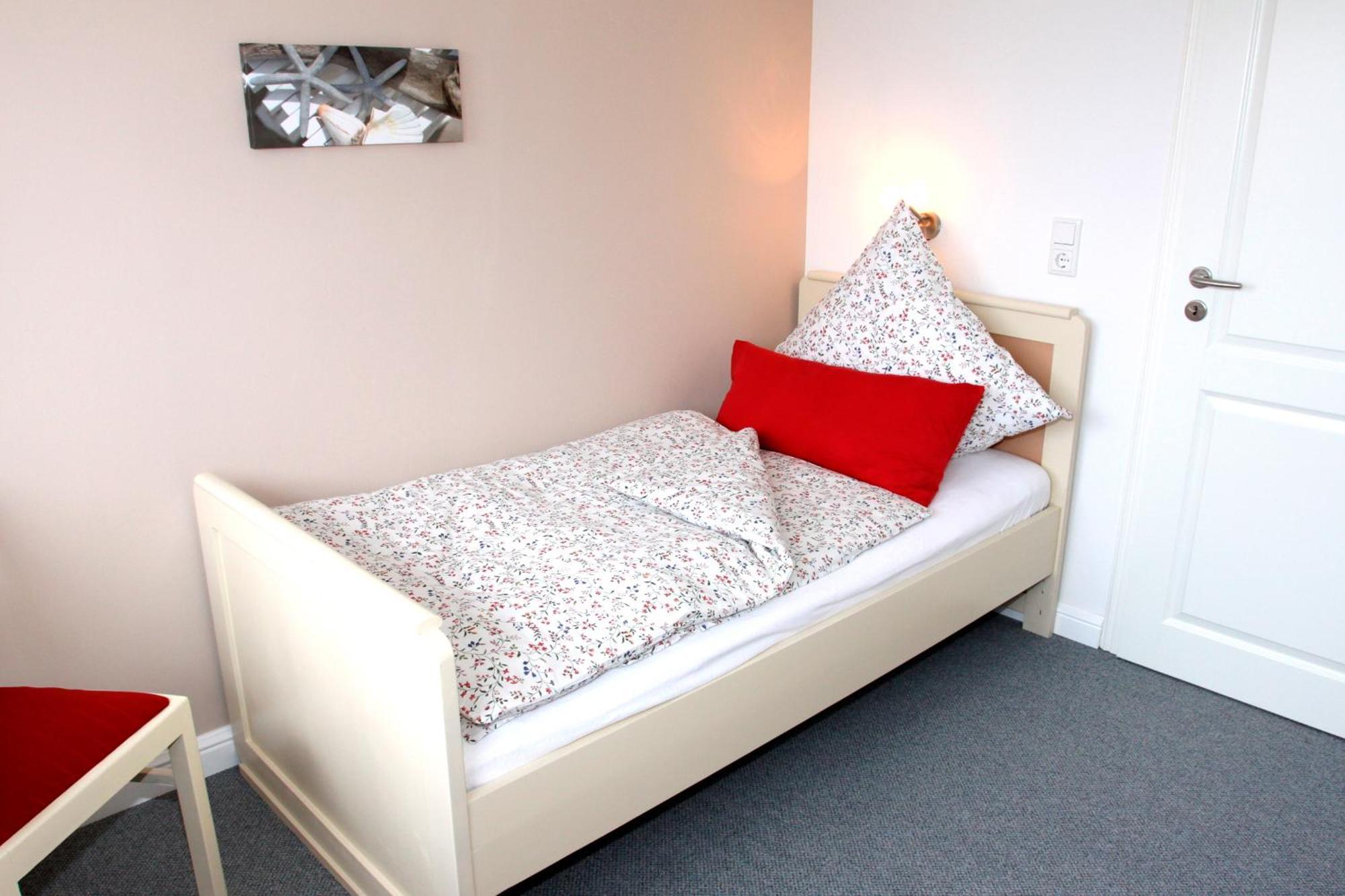 Wohnen Unter Reet Apartment Galmsbull Exterior photo