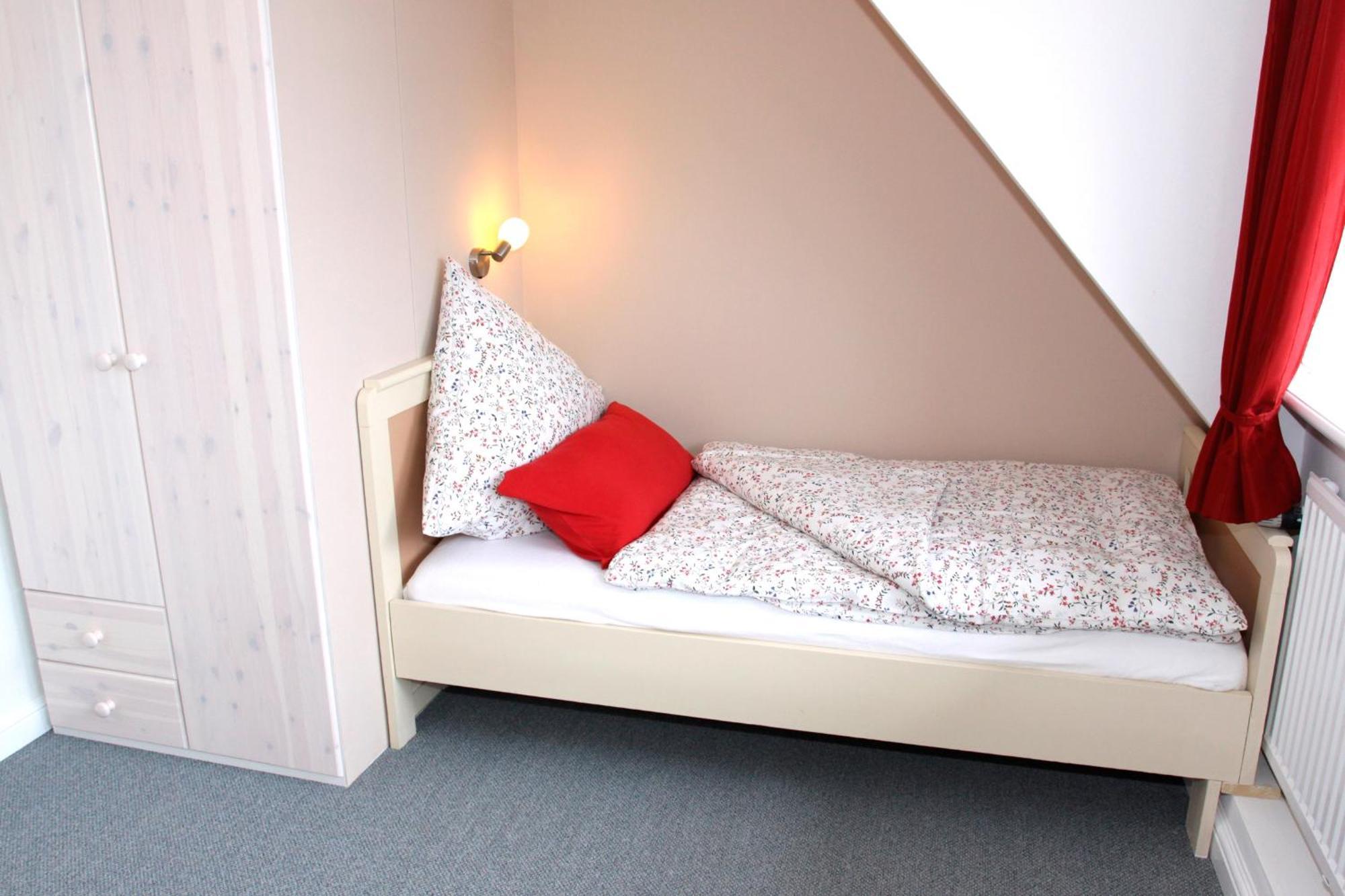 Wohnen Unter Reet Apartment Galmsbull Exterior photo