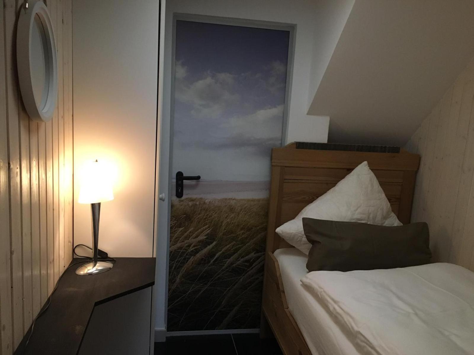 Wohnen Unter Reet Apartment Galmsbull Exterior photo